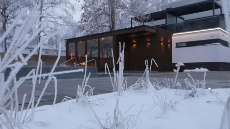 venkovní sauna wellness zimní saunování venkovní sauna wellness zimní saunování